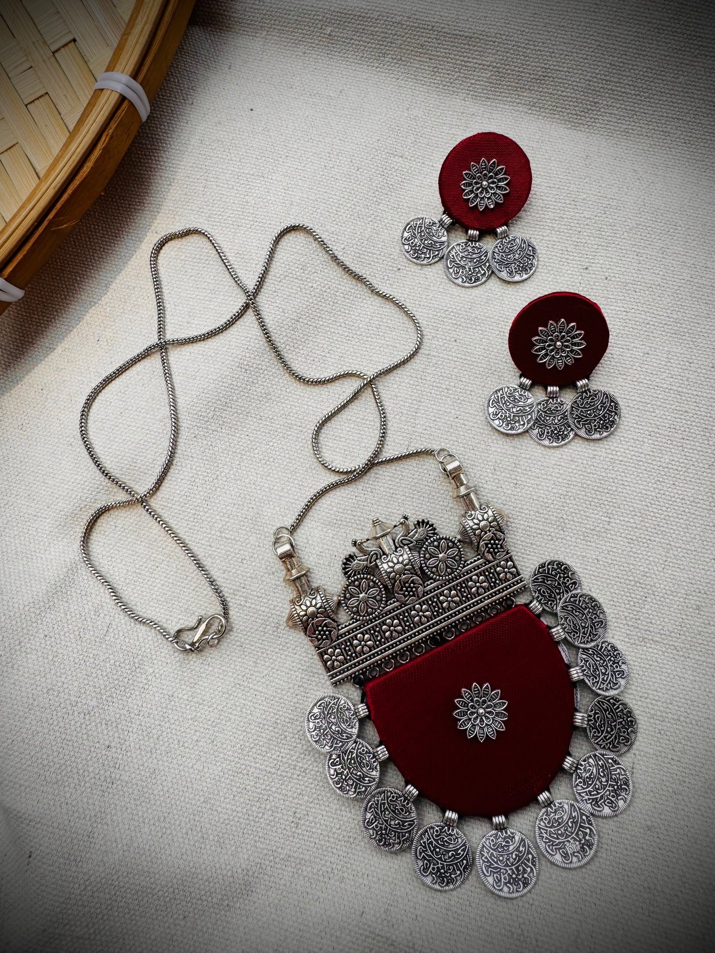 Harini Necklace set | Necklace + Earrings
