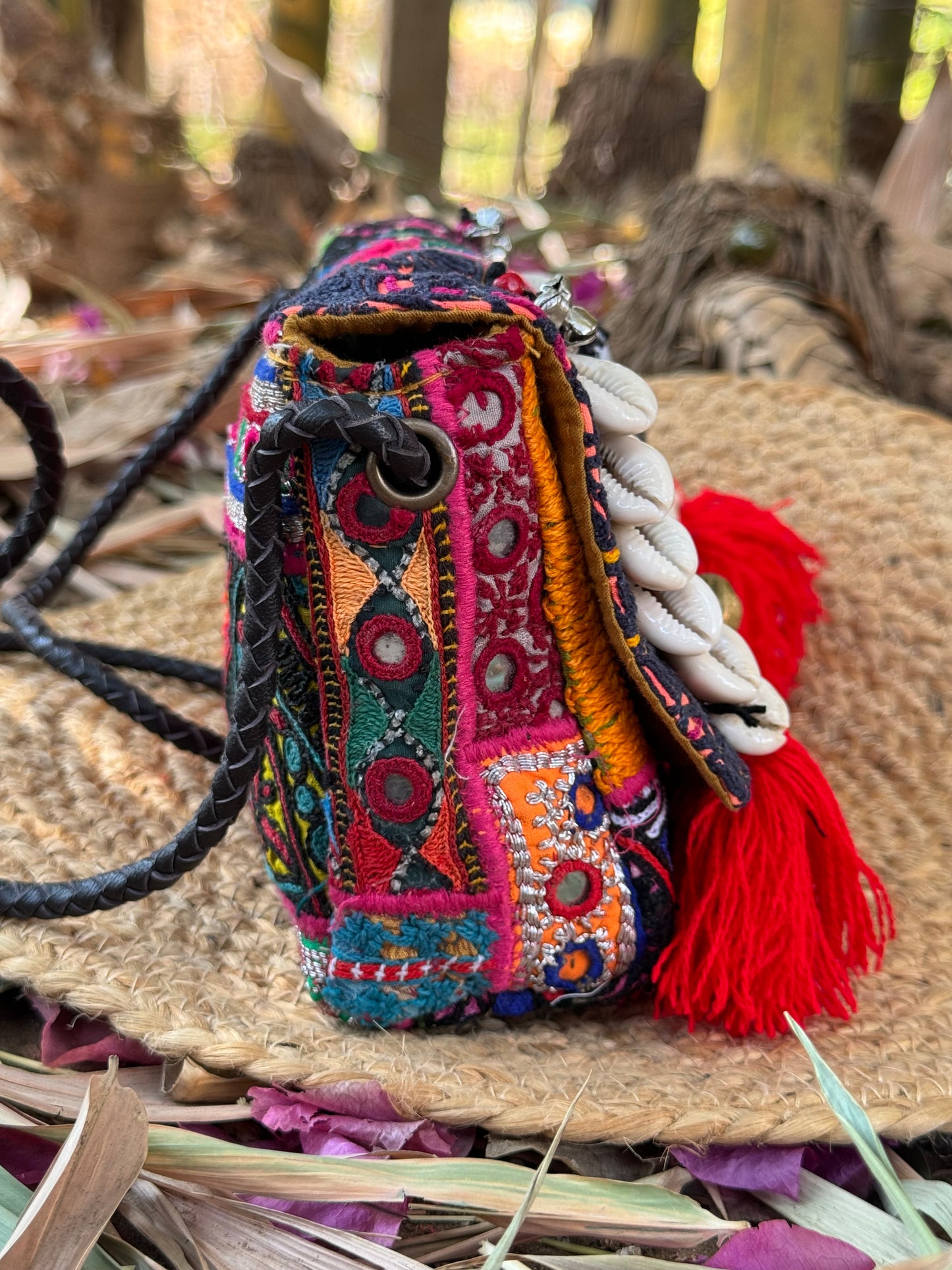 Fiona Banjara Sling Bag