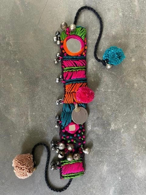 Dhyeya Fabric Anklet | Bajubandh