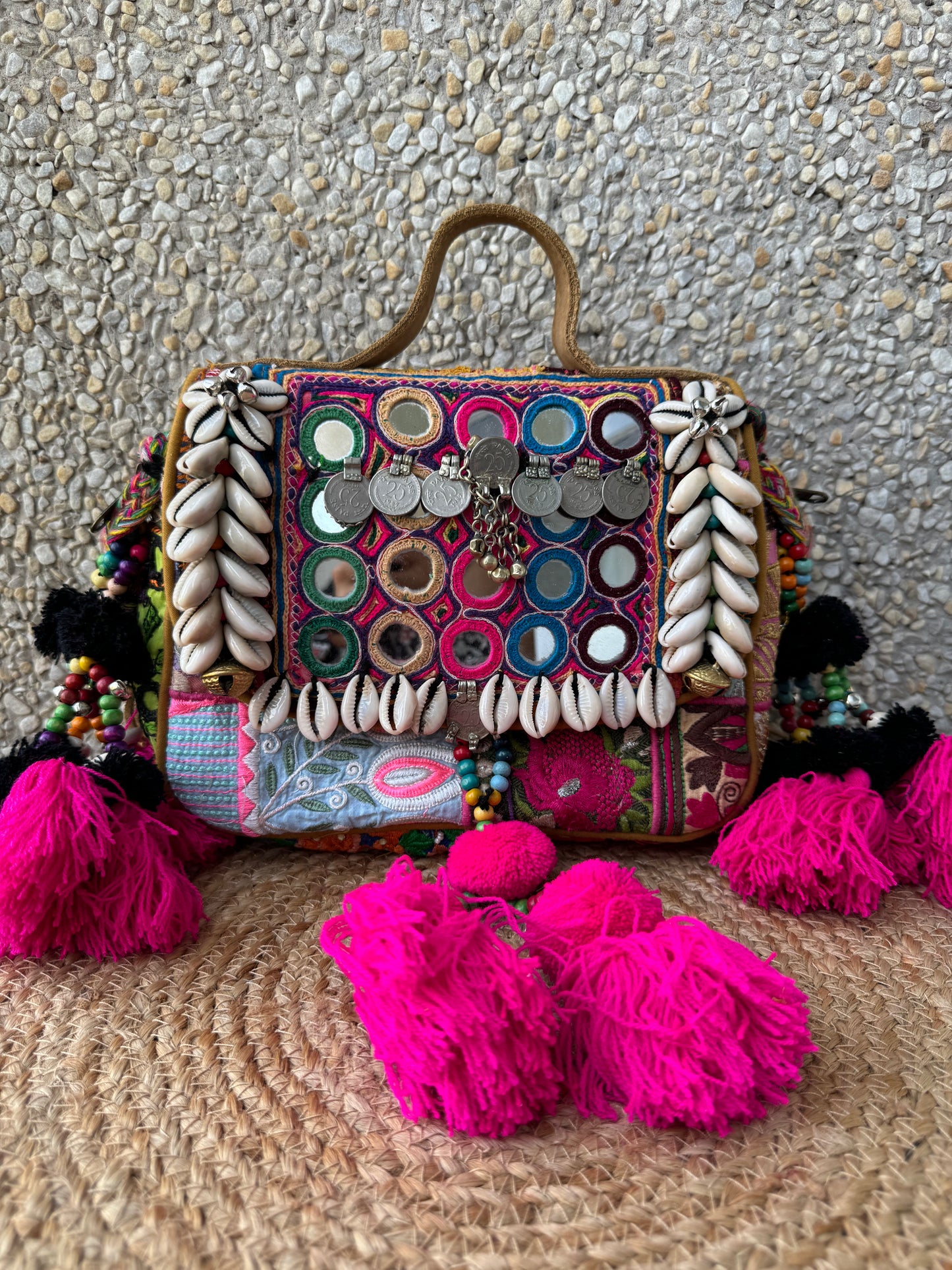 Keavy Banjara Sling Bag