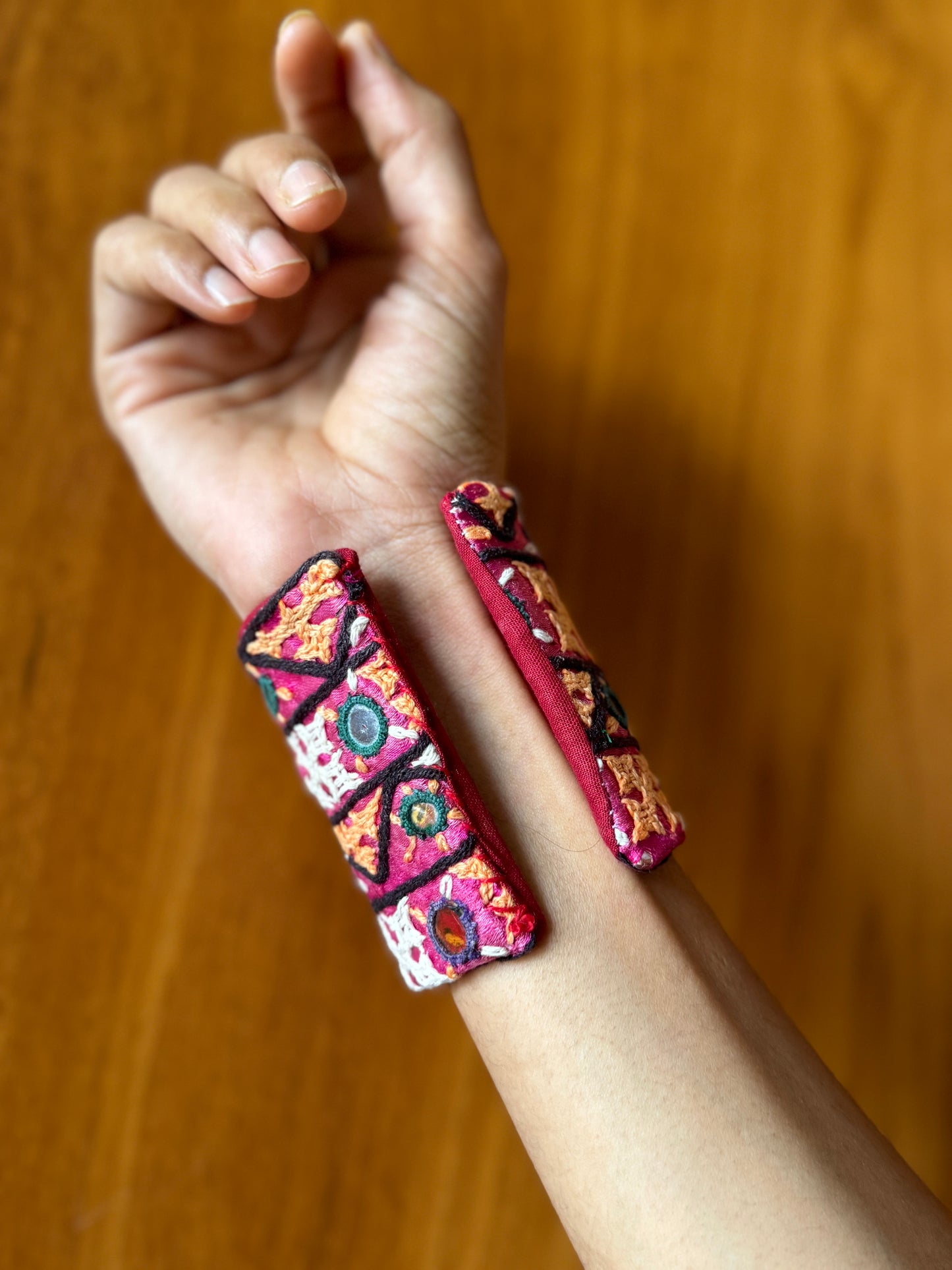 Vishna Fabric Bracelet | Handcuff