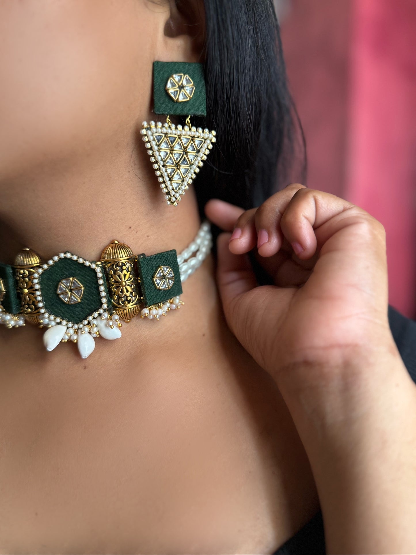 Haisha Necklace + Earrings Set
