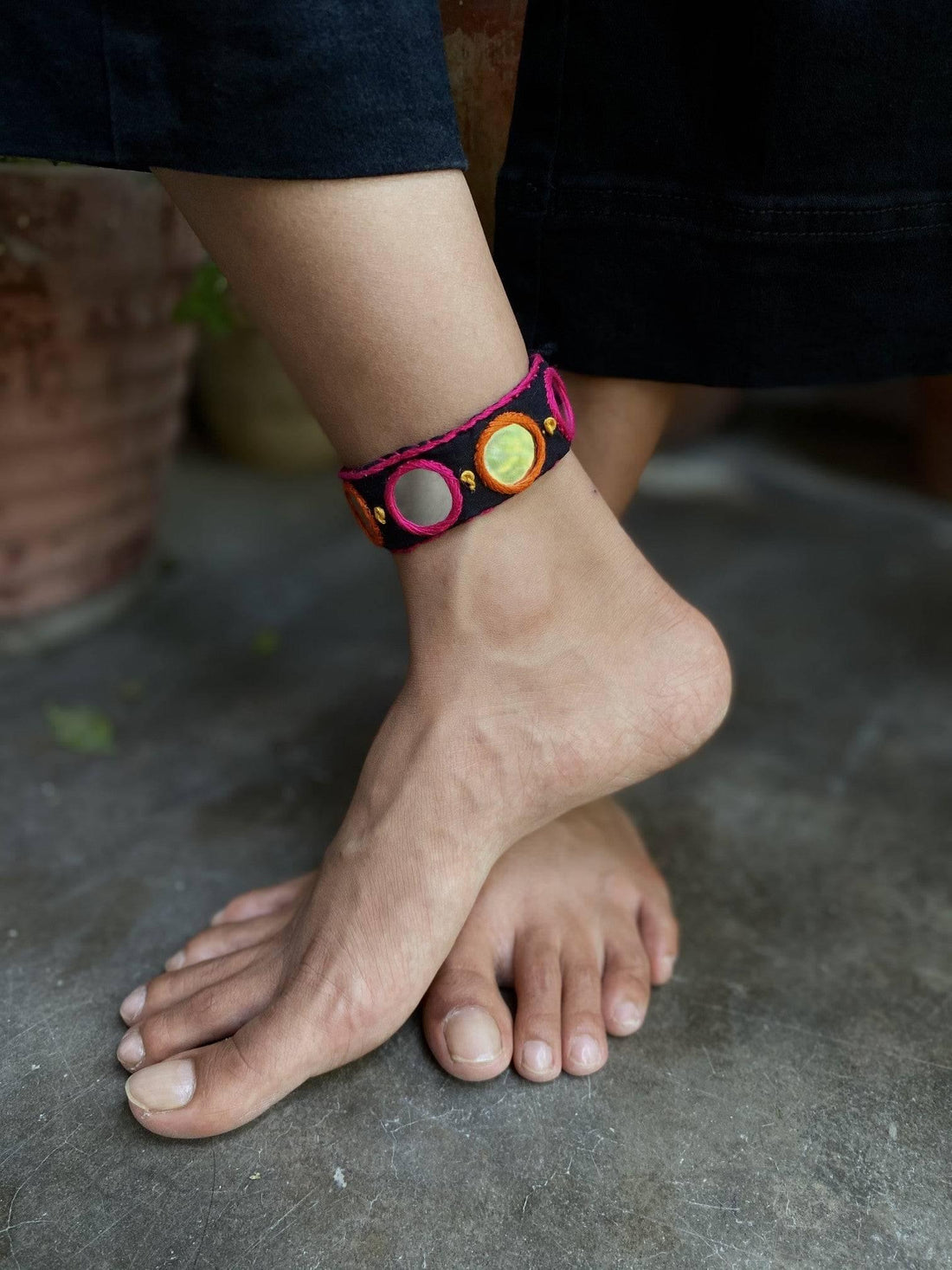 Xona Fabric Anklet | Bajubadh