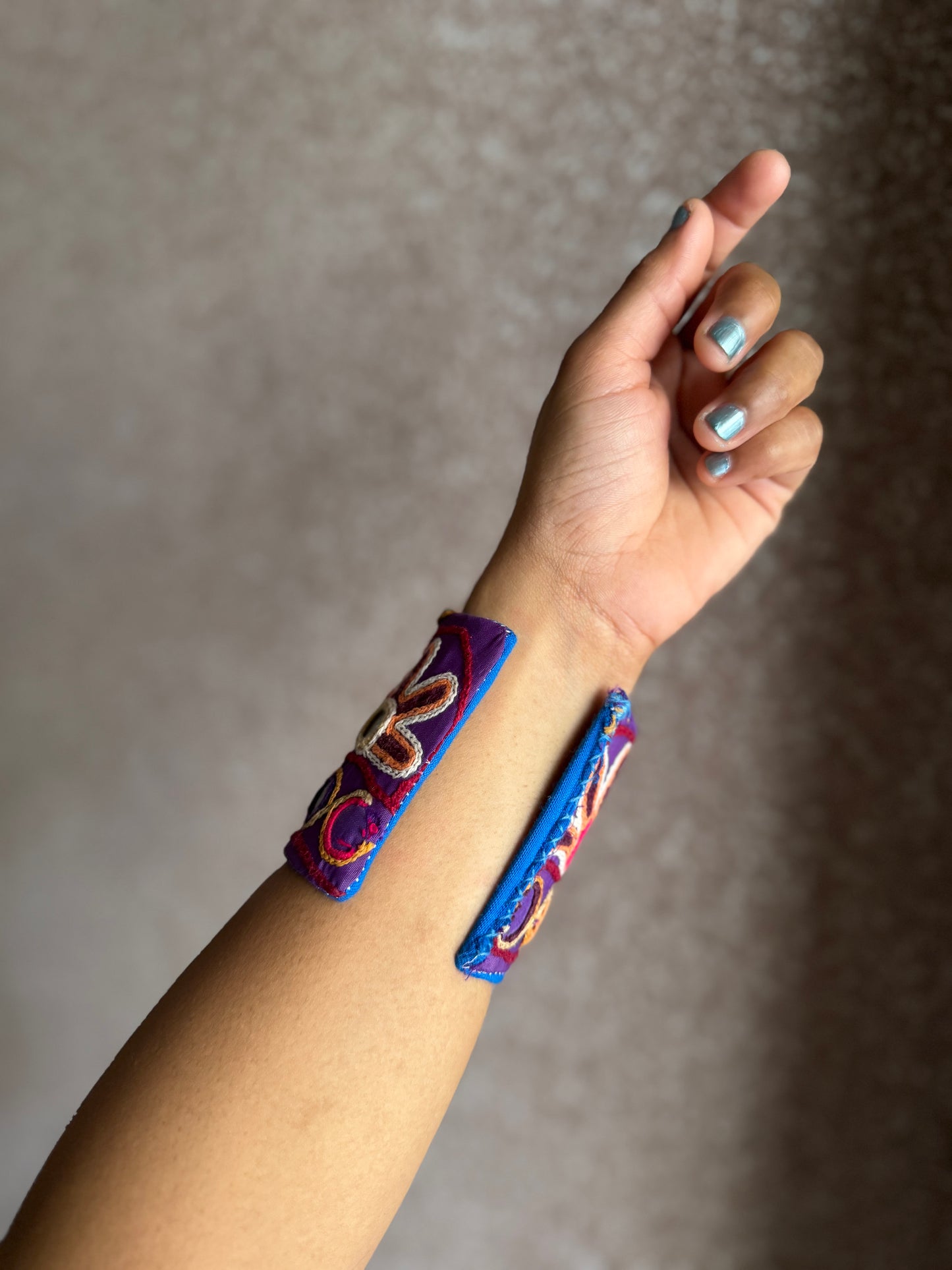 Grida Fabric Bracelet | Handcuff
