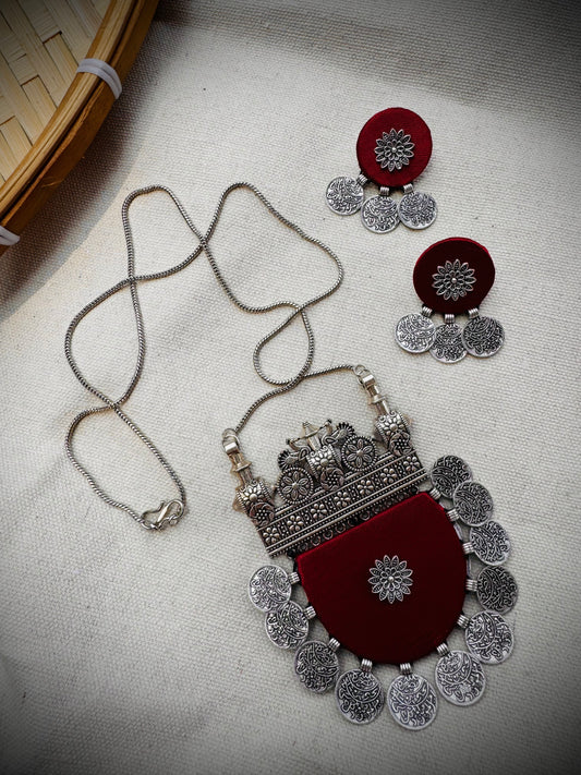Harini Necklace set | Necklace + Earrings
