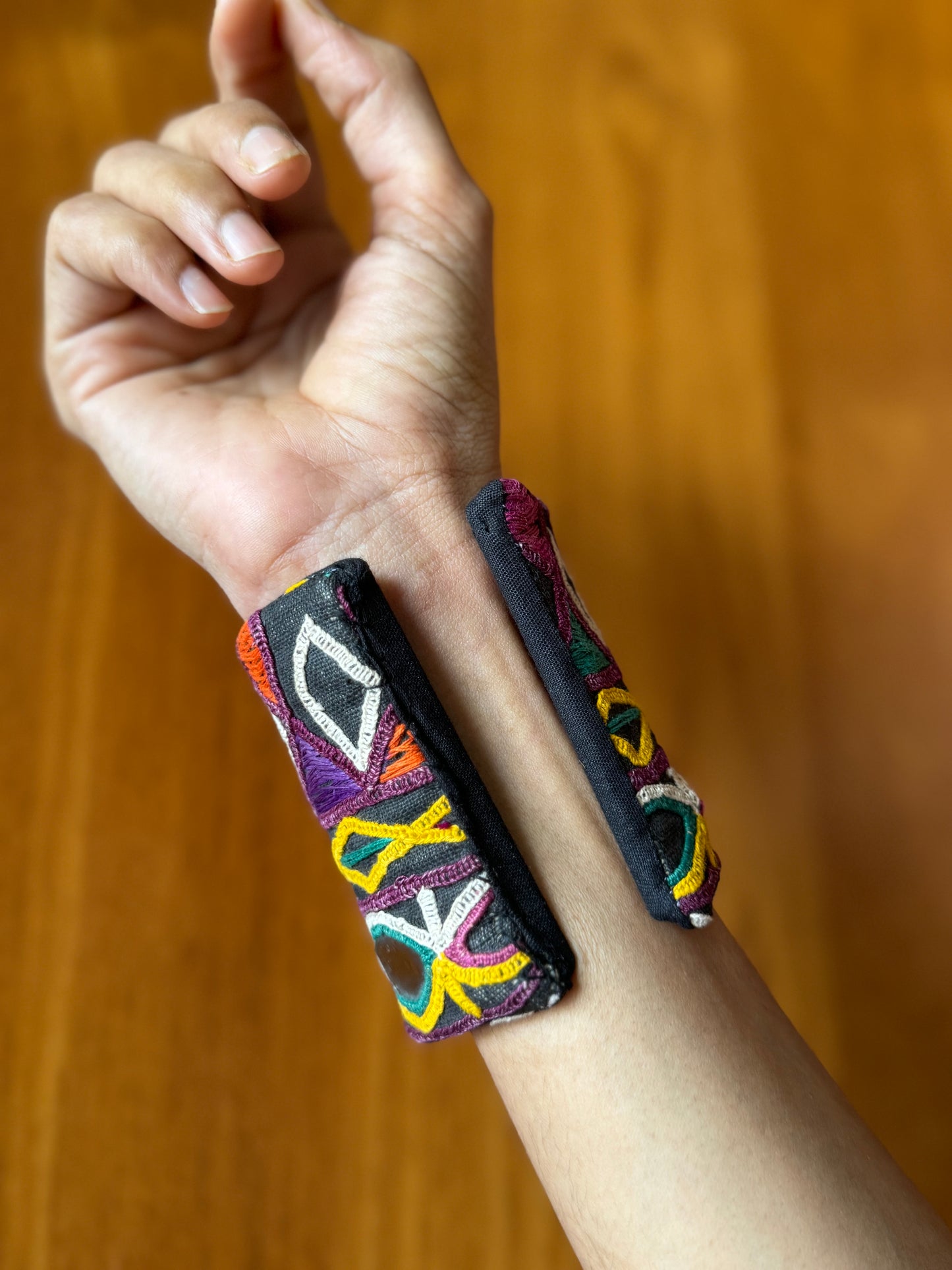 Cruz Fabric Bracelet | Handcuff