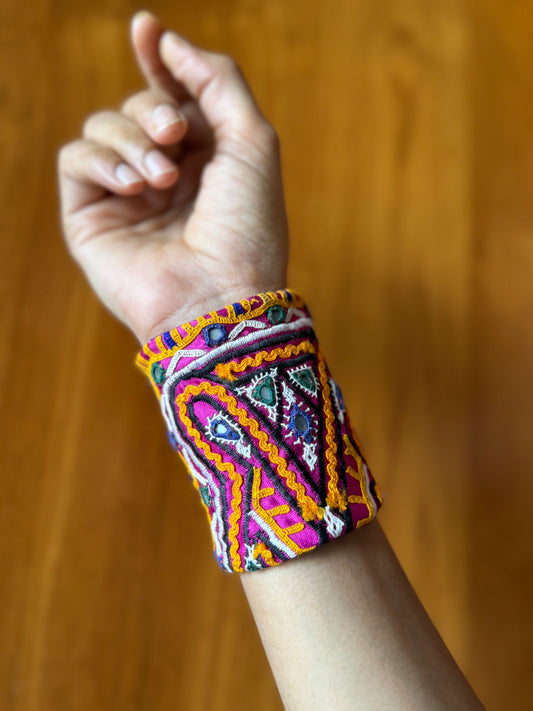 Triana Fabric Bracelet | Handcuff