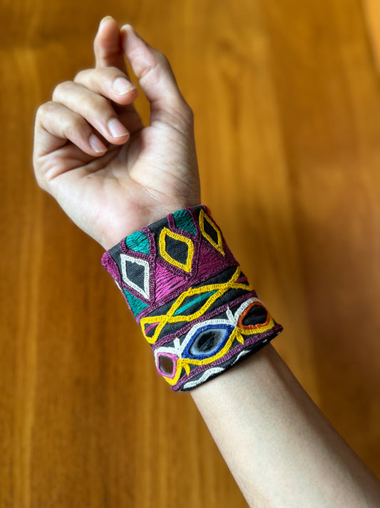 Cruz Fabric Bracelet | Handcuff