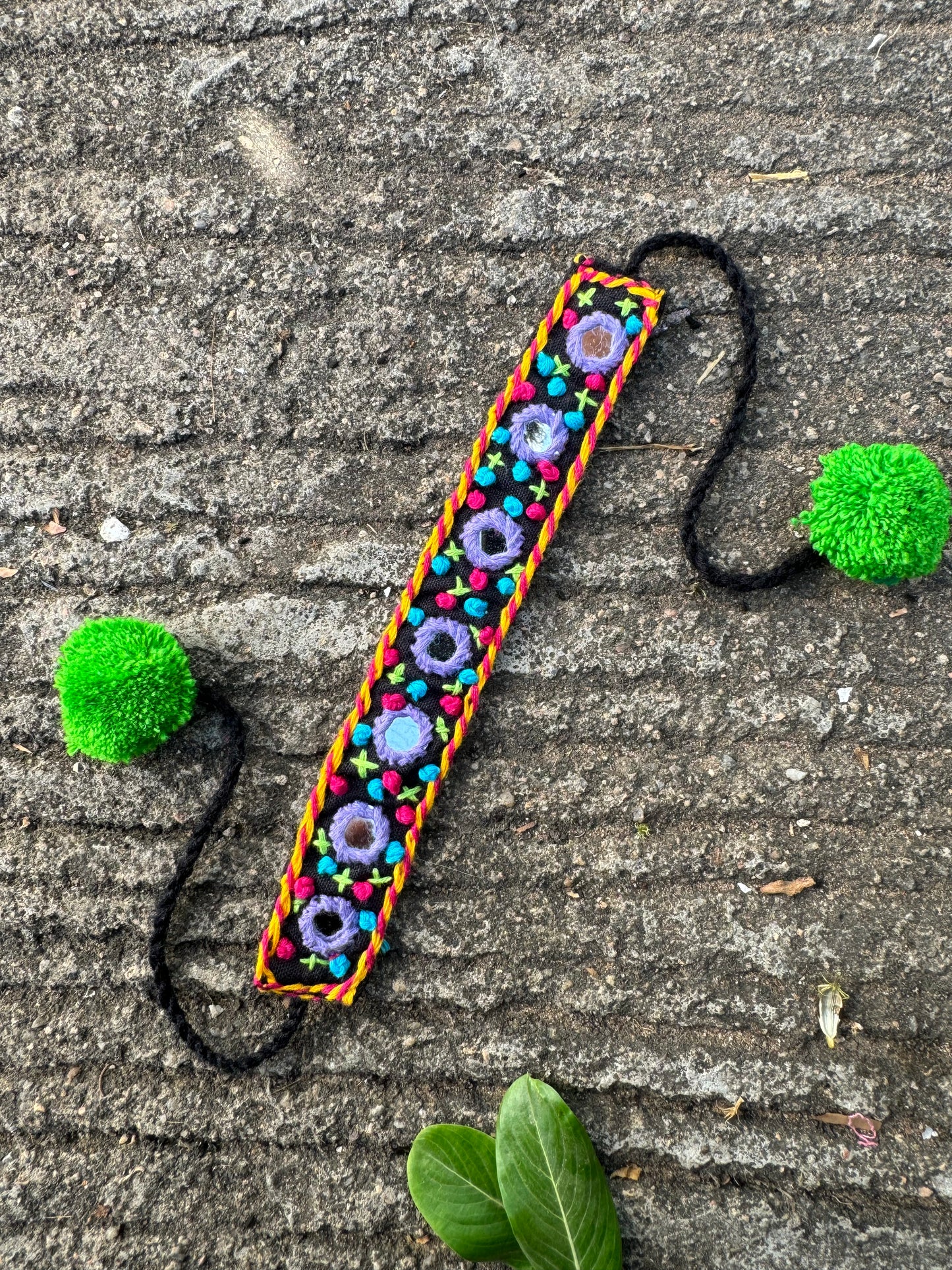 Prajakta Fabric Anklet | Bajubadh