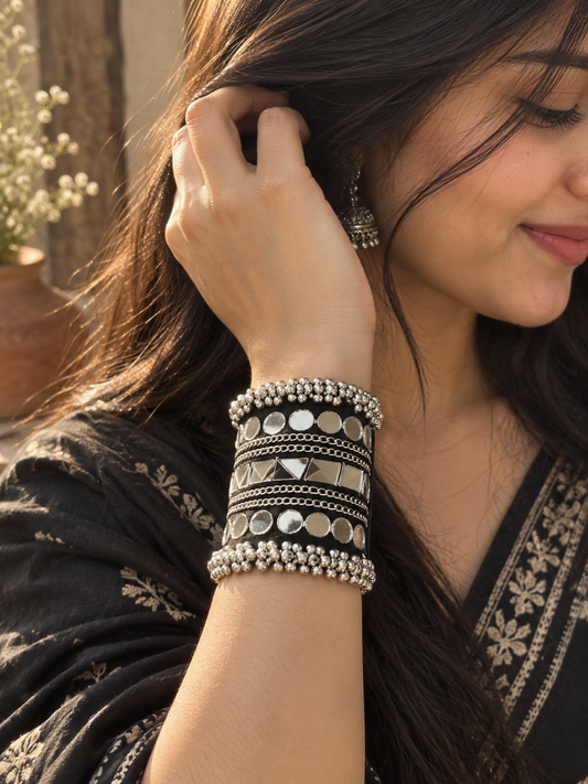 Maisvi Fabric Handcuff