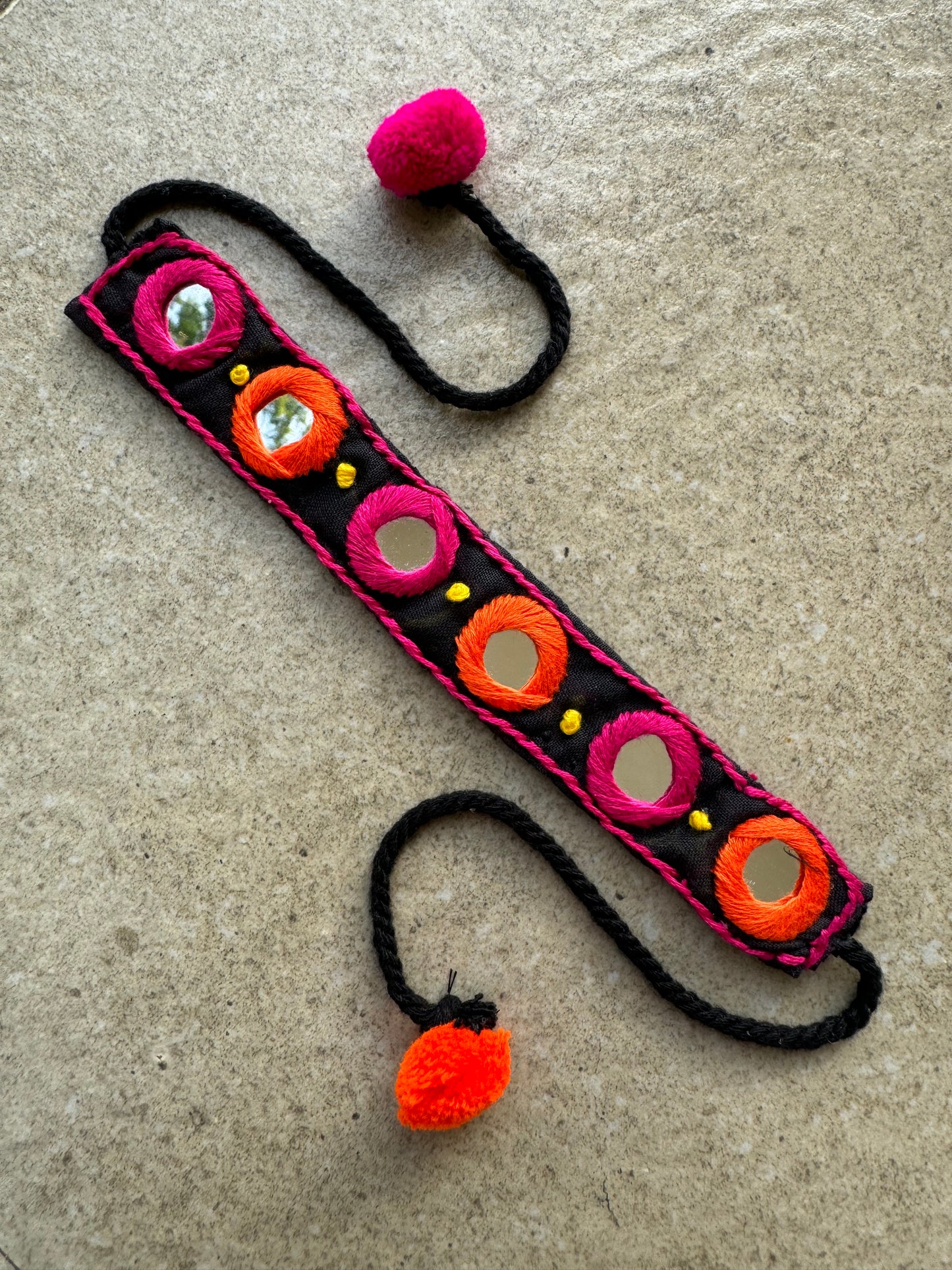 Xona Fabric Anklet | Bajubadh