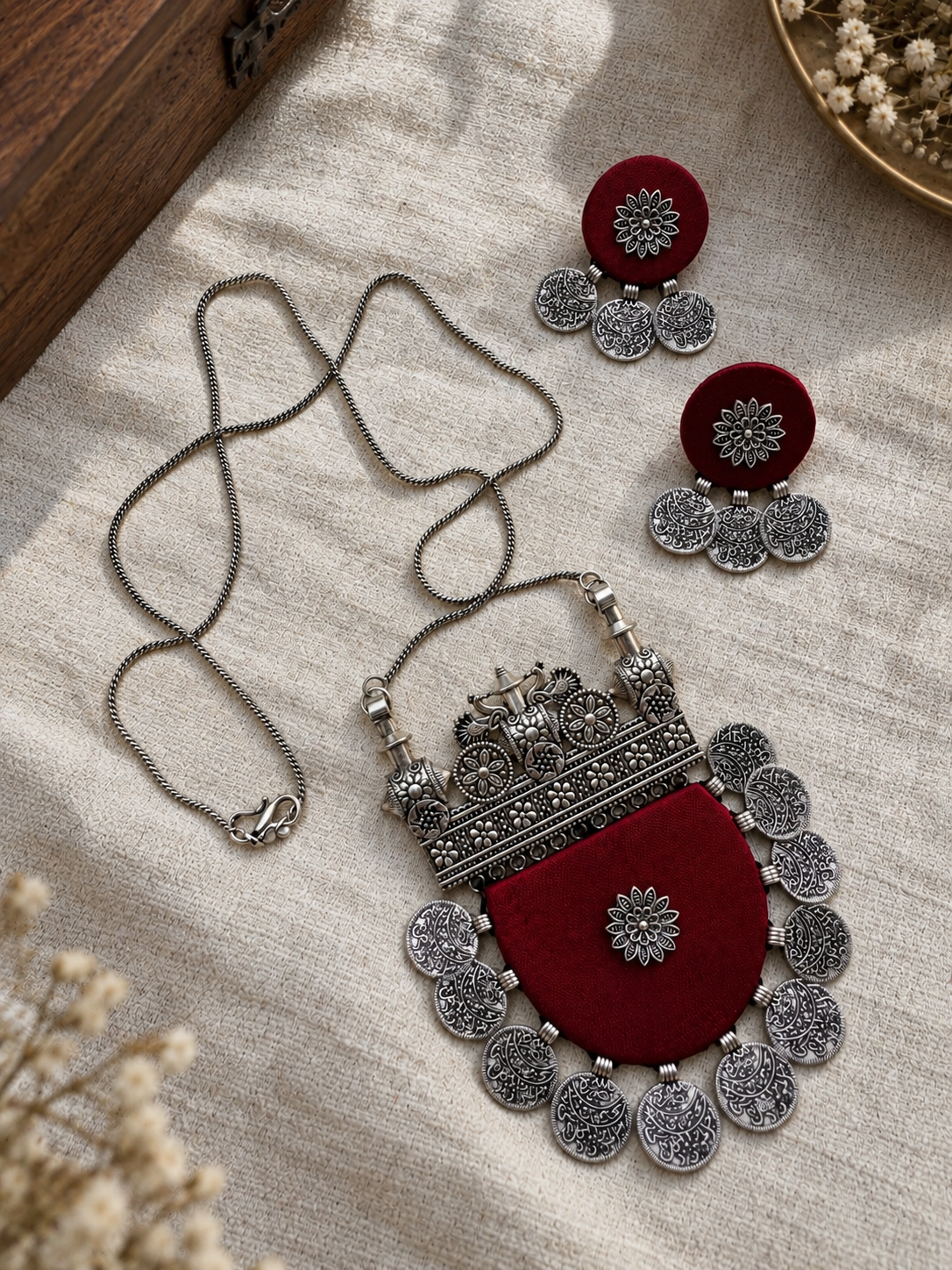 Harini Necklace set | Necklace + Earrings