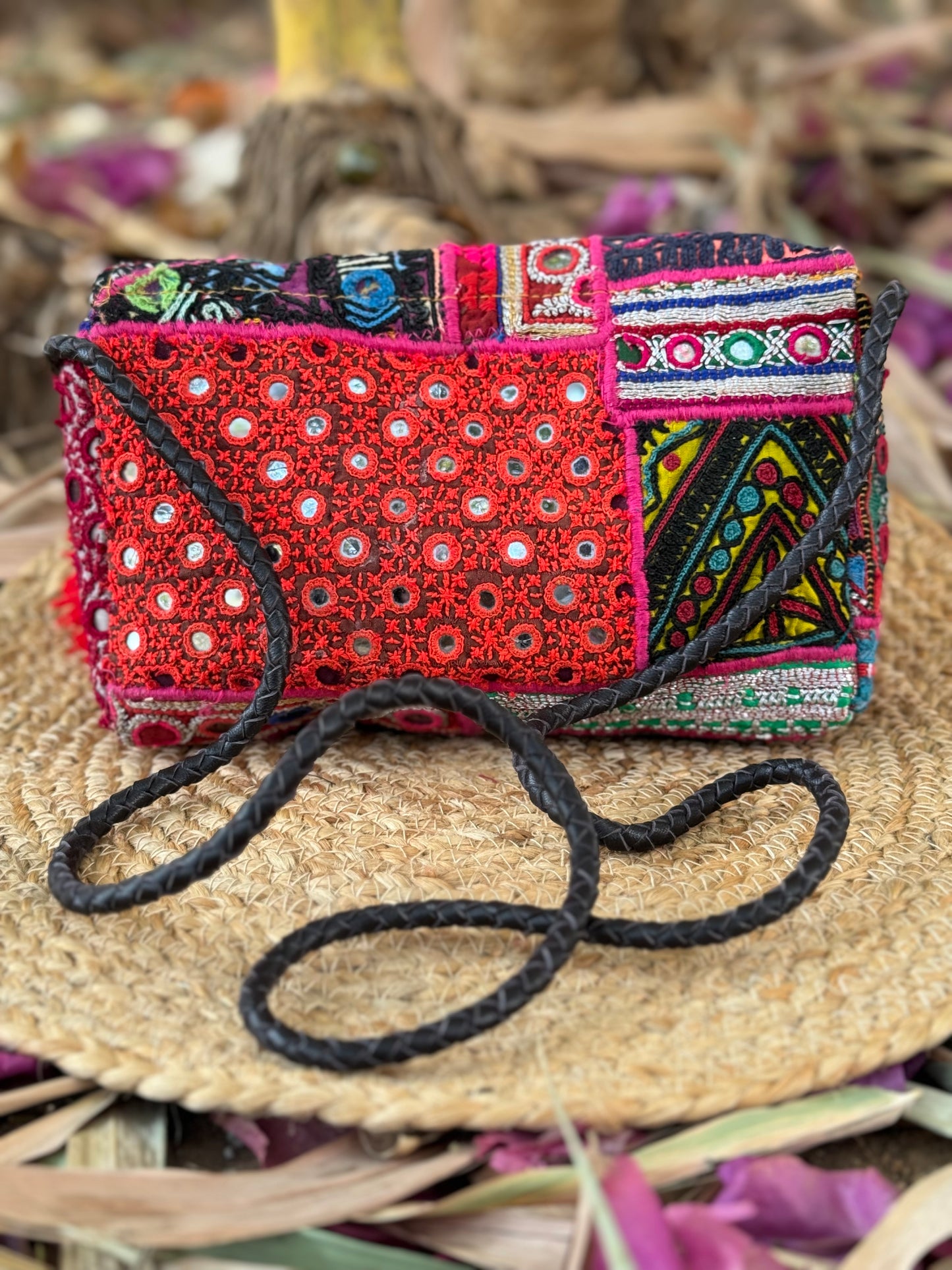 Fiona Banjara Sling Bag