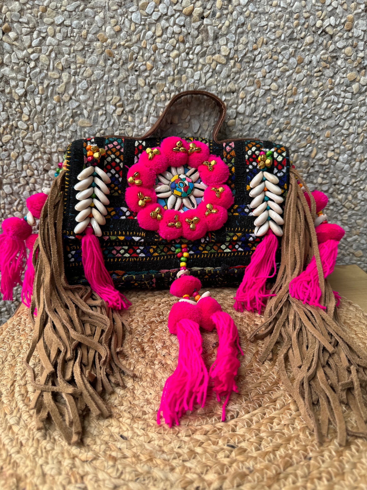 Lavyana Banjara Sling Bag