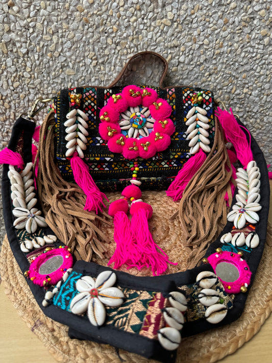 Lavyana Banjara Sling Bag