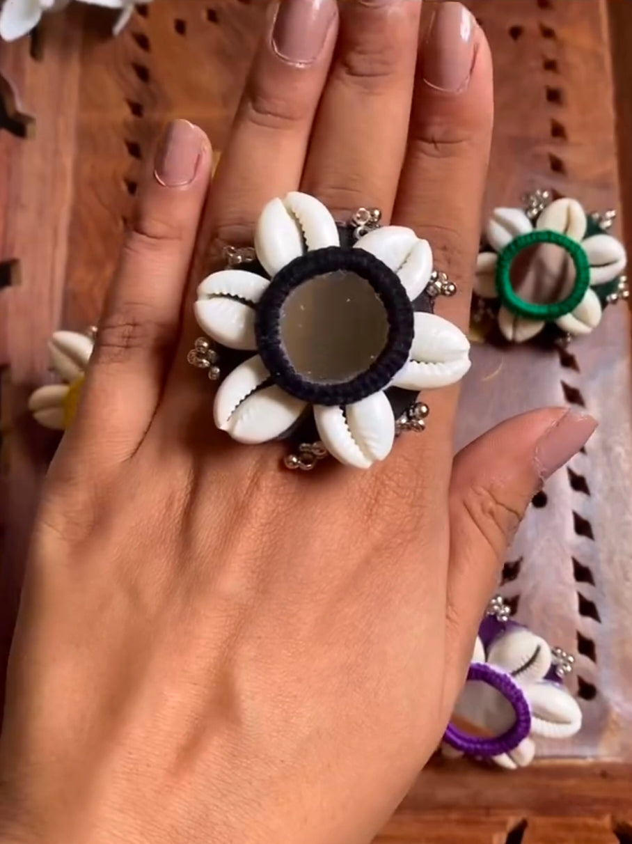 Manohari Ring